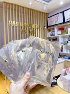 Mặt nạ tế bào gốc cá hồi cấp ẩm phục hồi da chuyên nghiệp tại spa Rejuran Skin Protection Mask