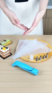 Cake Decorating Set Baking Supplies Kit207Pcs Stainless Steel Piping Tips Cake Turntable & Pastry Tools for Home Beginner 3 Colors Optional