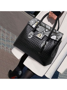 Elegant Top Layer Cowhide Leather Handbag Womens Large Tote Bag Fashionable Lock Buckle Closure Soft Polyester Lining