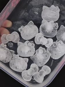 Hellokitty Food Grade Soft Silicone Ice Tray Cute Cartoon Ice Cube Maker Kitchen Cooking Utensils Ice Mold Press Type