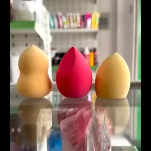 Bông phấn mút trang điểm tán kem nền Suri EN103 dai mềm thiết kế thông minh hình hồ lô giọt nước xéo