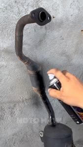 (BUY 1 TAKE 1)Metallic Black Hightemp 10 Years Without Shedding Paint Spray Paint High Temperature Resistant 800° Spray Painting Anti-Rust Renovation Spray Paint For Motorcycle