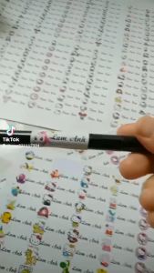 220 sticker tên bé (in theo yêu cầu) dán đồ dùng học tập