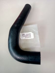 SELANG RADIATOR L-300 DIESEL ATAS ORI ( HARGA 1 PCS)