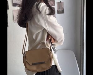 New - Tas Selempang Wanita Bahan Kulit PU Premium Terbaru Tahun 2023 Tas Slingbag Wanita Viral Korea - Bisa Bayar Ditempat
