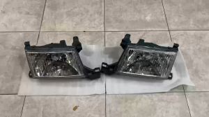 LAMPU DEPAN HEAD LAMP HEADLAMP LAMPU UTAMA TOYOTA KIJANG EFI KAPSUL 2000 2001 2002 ORIGINAL DMAC D-MAC D MAC