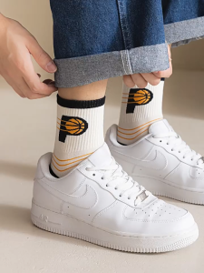 15/20pairs plain printed mid socks cotton women and men cotton Korean fashion iconic socks