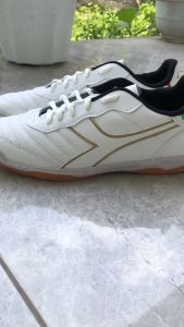 Sepatu Futsal Sol Sudah Dijahit & Desain Ergonomis