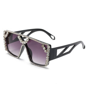 Oversized Rhinestone-Embellished Sunglasses Stylish & Quirky Eyewear for Travel & Parties
