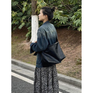 Large Capacity Tote Bag Womens Casual Commuter Bag Vintage Crossbody Bag for Summer 2024 Fashion Trend Soft PU Leather