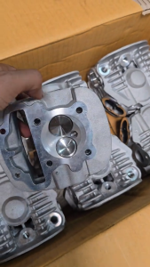 W110i LED(2021-24) รหัส K1M ฝาสูบแต่งเวฟ110-I ไอเสีย22/ไอดี27 +เสื้อสูบ53 54 +ข้อเหวี่ยงเวฟ110-I+สะพานรองโซ่，พร้อมวาล์ว 22*27 ใส่ลูก 53-54 ฝาสูบ ฝาสูบแต่ง