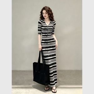 Elegant Stripe Knitted Dress