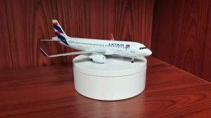 1/300 Scale 20cm LATAM A320 Diecast Metal Airplane Model Toy Kit with Stand for Aviation Enthusiasts Gifts or Display Decoration