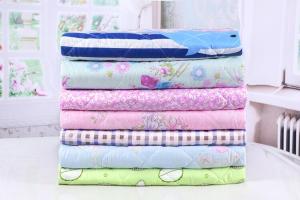 Soft Comfortable Childrens Summer Quilt Double Washable Air Conditioner Quilt Single Non-Cotton Student Core Polyester Fiber