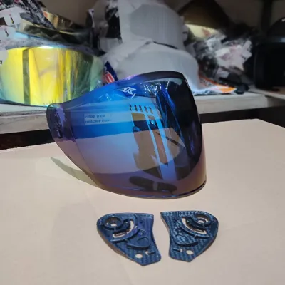 Kaca helm Dj maru/Kyt WARNA PUTIH BENING SUDAH FREE (BREKET/DUDUKAN) NYA