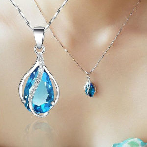 Huitan Romantic Sky Blue Water Drop Cubic Zirconia Necklace Women Engagement Wedding Luxury Neck Accessories Statement Jewelry