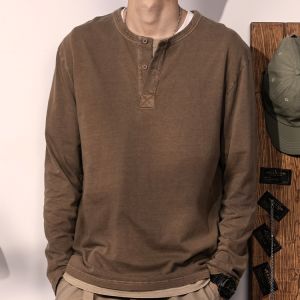 Retro American Washed Pure ผ้าฝ้าย แขนยาว Henry ปกเสื้อ เสื้อยืดผู้ชายสีทึบสีกาแฟเสื้อด้านในสวมใส่ ระบายอากาศได้ดี หลวม Fit