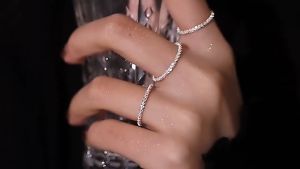 👰 แฟชั่นเรียบง่าย สําหรับผู้หญิง เครื่องประดับ ราคา R70 พร้อมส่งจากไทย