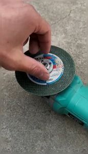 Sikat Mangkok Kepang Mata Gerinda 3inci + Kepala Adaptor Mata Gerinda Jadi Chuck Bor