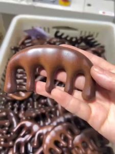 Five-Tooth Sandalwood Massage Comb Head Meridian Massage Comb Scalp Scraping Dredging Wood Comb Promote hair growth