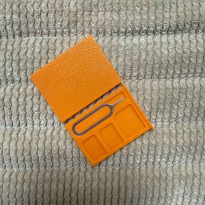 Portable SIM Card Storage Box with Eject Pin Ultra-Thin Dustproof Case for SIM/TF Memory Cards Phone Travel Accessory