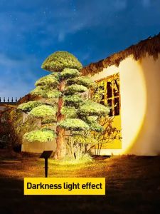 LED Solar Lawn Lights IP65 Outdoor Waterproof Spotlight Intelligent Light Control Garden Lights Three Levels of Light Brightness Wall Lights Aperture Adjustable Landscape Light