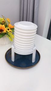 เครื่องมือปอกเปลือกไข่แบบสร้างสรรค์สำหรับเอาเปลือกไข่ออก ผลิตภัณฑ์ อุปกรณ์ครัวที่สร้างสรรค์ สิ่งประดิษฐ์ในการปอกเปลือกไข่ในครัวเรือน เครื่องครัว