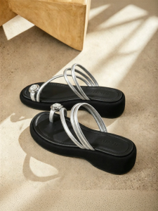 Josiny | Summer Thick Soled Slipper and Flip Flop 2-in-1 Diamond Toe