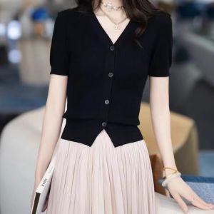 V.C.I | Elegant Short V-Neck Black Knit Sweater Top Short Length Summer Style