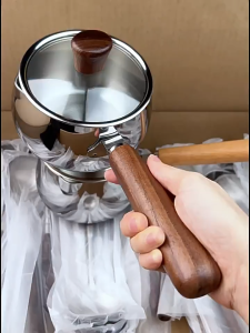 316 stainless steel milk pot suitable for 1-2 people home baby food pot wooden handle hot milk breakfast pot multifunctional