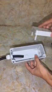 IP65 Industrial socket five holes 10A Outdoor socket Box Electric Plug AC power dustproof and waterproof 1/2/3/4/6 Socket