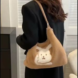 BAO146 Tas Bahu Bahan Bulu halus Ransel Wanita Kapasitas Besar Permukaan Lembut Kasual Ransel Gaya Baru Tas Ember Bahu Serbaguna