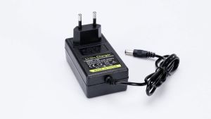 Monqiqi อแดปเตอร์ชาร์จแบตลิเที่ยม DC 21V 0.8A แล้วตัด มีไฟสถานะ ชาร์จ แบตเต็ม Li-ion Battery Charger อแดปเตอร์21v 0.8A