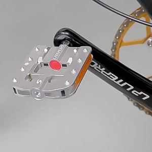 Flying Athena | Anti-slip Folding Pedal