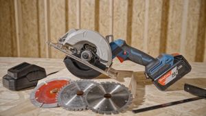 Cordless Circular Saw Mesin Gergaji Kayu 125mm Dongcheng DCMY125