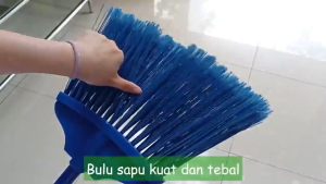 SAPU PLASTIK SAPU SINTETIS PEMBERSIH LANTAI