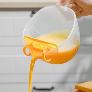 Measuring and Filtering Large Capacity Cup