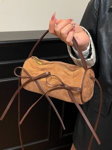 Chic Autumn Winter Bucket Bag Womens Single Shoulder Crossbody Bag Butterfly Knot Design Retro Fashion Commuting round Cylinder Bag