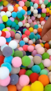 ปอมปอมคละสี ปอมปอม บบนุ่ม ขนาด 1cm-3cm DIY เย็บหัตถกรรมวัสดุ
