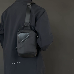 Freeknight Tas Selempang Pria Slingbag Cowok Waterproof Tas Bahu Earphone Hole Formal Casual TS430