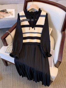 French Striped V-Neck Knitted Tank Top with Pleated Skirt Set for Women Autumn Plus Size Slimming Fake Outfit Cotton Triacetate