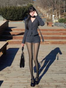 Korean Style Suit Jacket And Shorts Two Piece Set Comfortable Cotton V Neck Button Closure Fashionable Autumn Outfit for Women