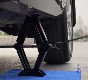 Heavy Duty Scissor Jack Car Jack Car Repairing Tool Tyre Repair Workshop (1.0 / 1.5 / 2.0 / 3.0 Ton)