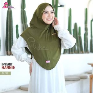 Instant Hannie Miulan Hijab Bergo Dagu Viral Kerudung Dewasa Polos Anti Tembem Murah