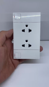 (Hàng chính hãng) Ổ cắm đôi 3 chấu 16A có công tắc M3T_SIS_WE Chính hãng Schneider electric