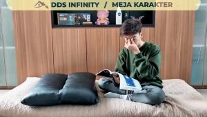 Meja Lipat Kartun 3D/Meja Lipat Portable / Meja Laptop / Meja Belajar Anak/Meja belajar lipat