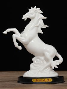 Ceramic Horse Horse Ornament 12 Zodiac White Porcelain Living Room Crafts Feng Shui Home Decoration Win Instant Success Bring In Wealth and Treasure
