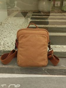 Retro Canvas Commuter Style Mens Crossbody Bag Fashionable Single Shoulder Workwear Wind Mini Chest Bag Handbag for Youth