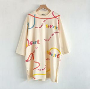 Kaos oversize by surviveBlouse wanita oversize kekinian