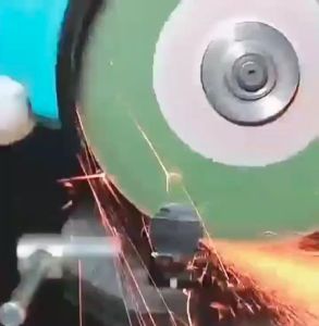 Mata gerinda 4 inch  mata gerinda potong besi  batu gerinda potong tajam dan tahan lama pakai